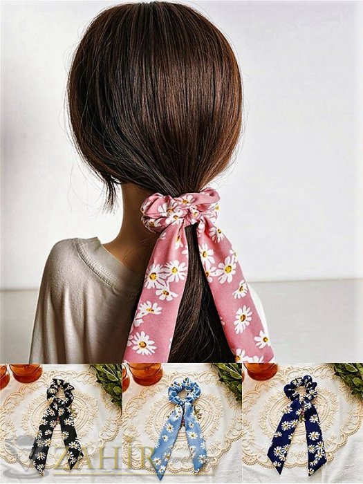 Аксесоари за коса - Моден скрънчи ластик за коса син с бели маргаритки и пандела към него - L1143